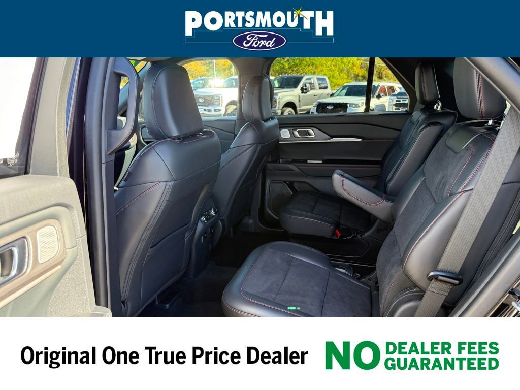 Certified 2025 Ford Explorer ST w/ Sun And Sound Package image 12
