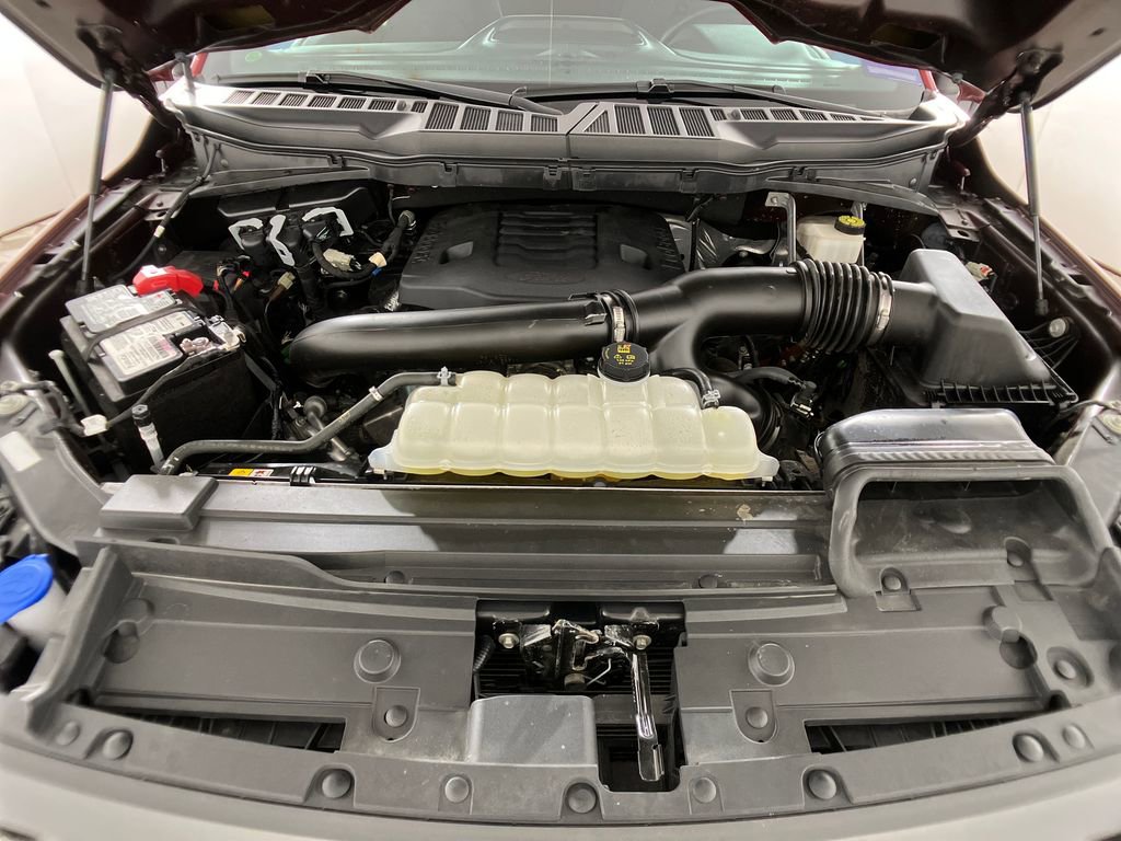 Certified 2022 Ford F150 XLT w/ Equipment Group 302A High image 31