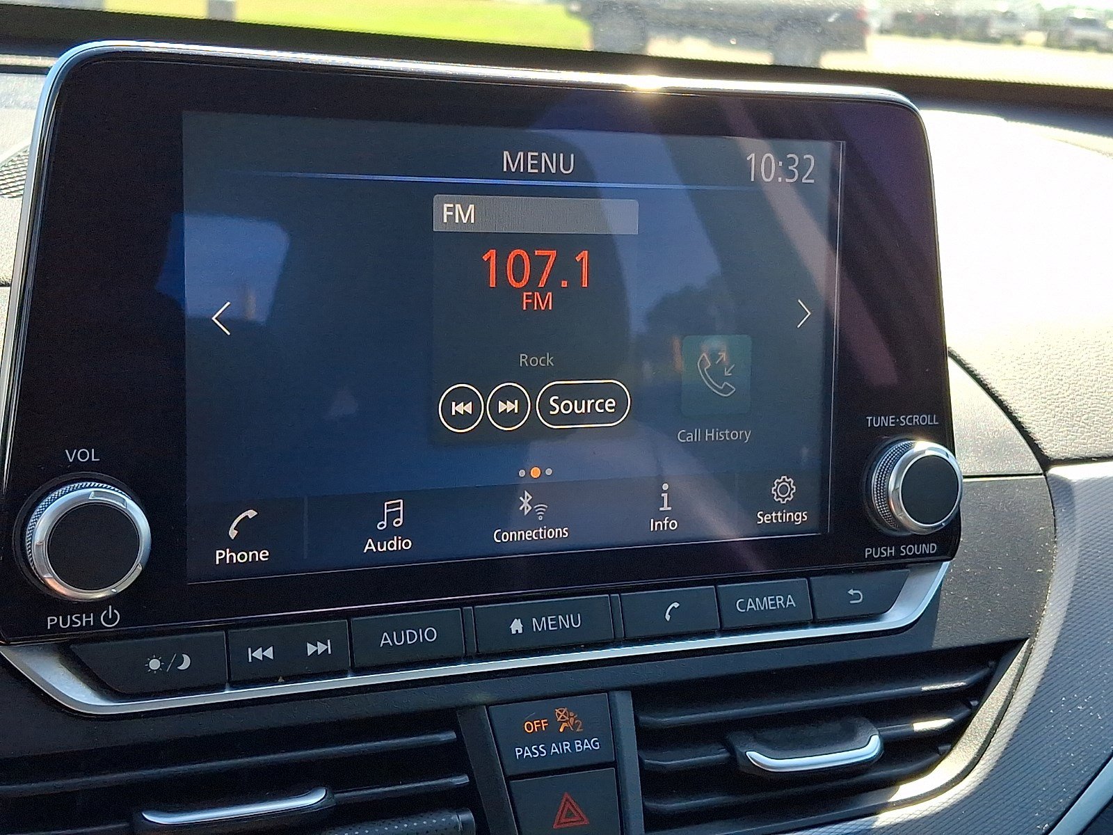 Used 2024 Nissan Altima 2.5 SR FWD image 15