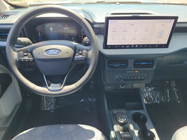 Certified 2025 Ford Maverick XLT w/ Equipment Group 301A AWD/4WD image 4