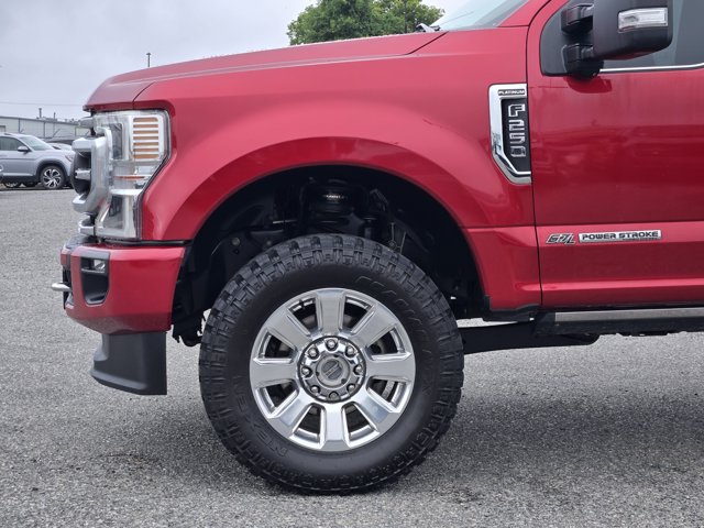 Certified 2022 Ford F250 Platinum w/ FX4 Off-Road Package AWD/4WD image 9