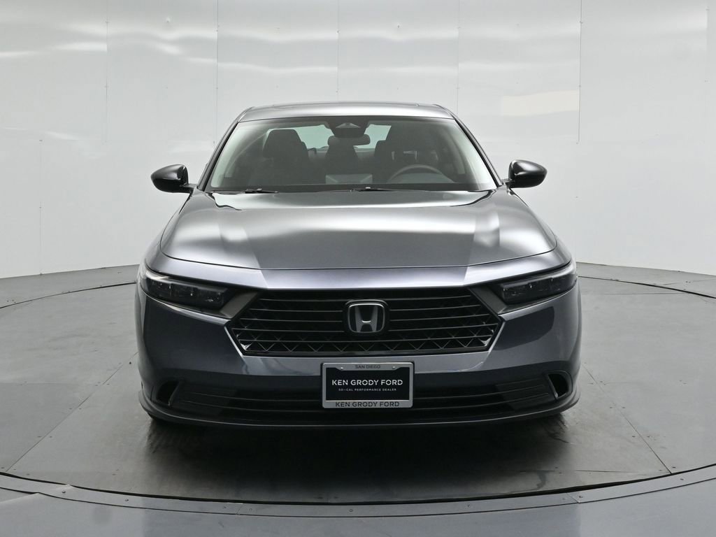 Used 2025 Honda Accord SE image 17