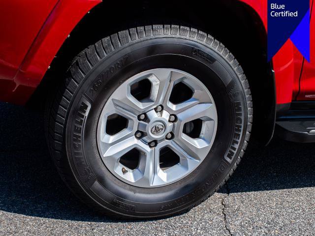 Used 2017 Toyota 4Runner SR5 Premium AWD/4WD image 5