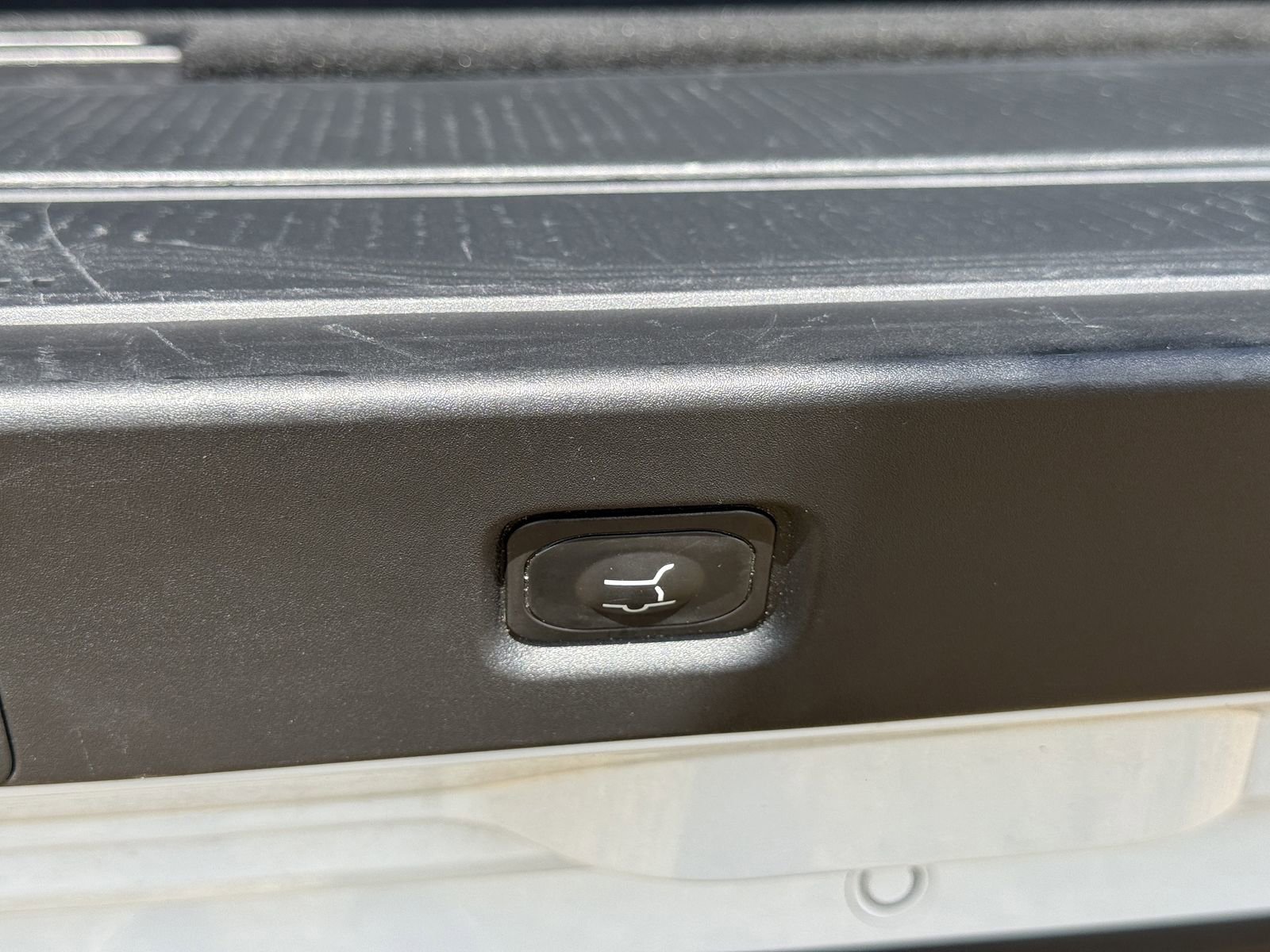 Certified 2025 Ford Expedition Active RWD image 13