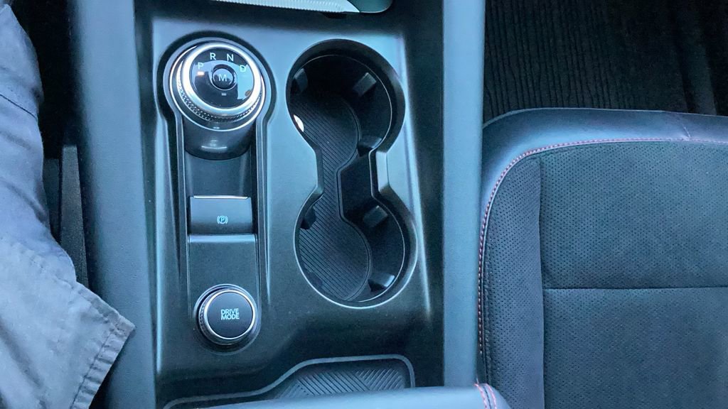 Certified 2025 Ford Explorer ST image 31