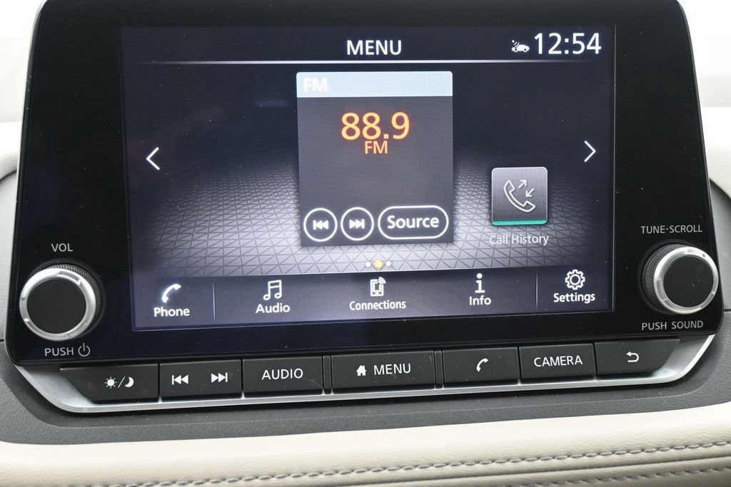 Used 2023 Nissan Rogue SV AWD/4WD image 11