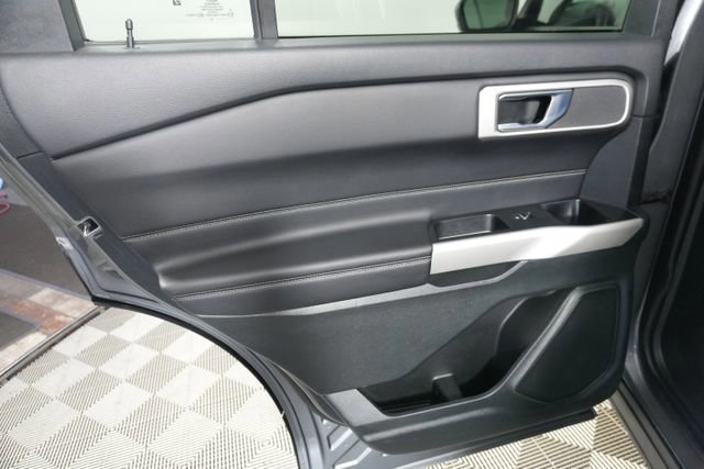 Certified 2024 Ford Explorer XLT w/ Equipment Group 202A image 21