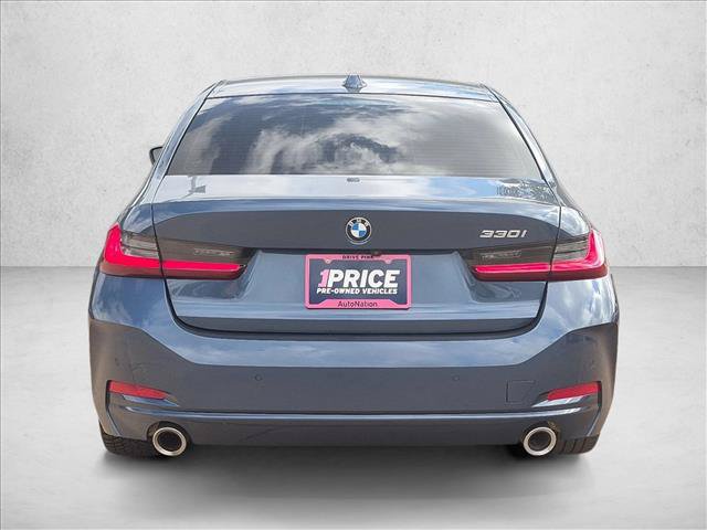 Used 2025 BMW 330i Sedan w/ Premium Package RWD image 7