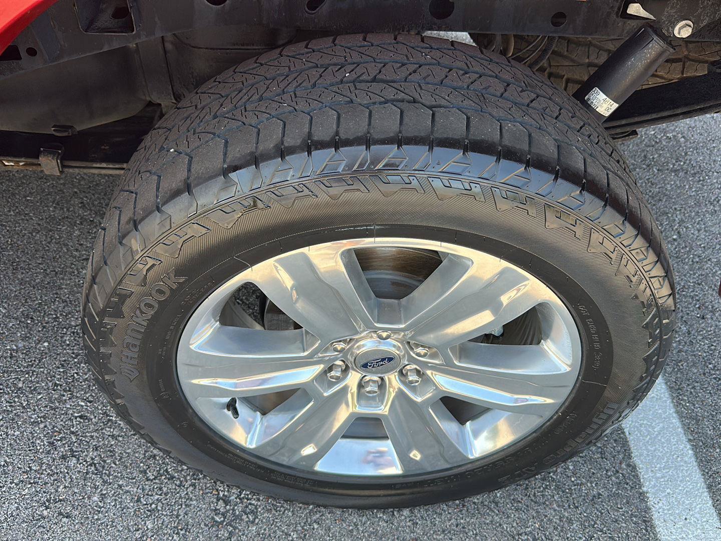 Certified 2020 Ford F150 Platinum w/ Equipment Group 701A Luxury AWD/4WD image 9