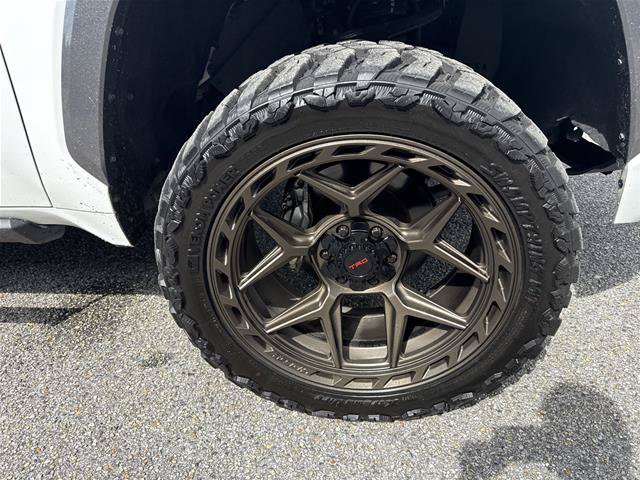 Used 2023 Toyota Tundra Limited AWD/4WD image 18