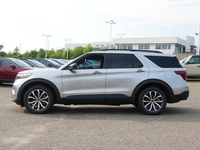 Certified 2024 Ford Explorer ST-Line w/ Class IV Trailer Tow Package AWD/4WD image 6