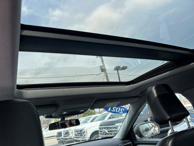 Certified 2021 Ford Explorer XLT w/ Equipment Group 202A image 7