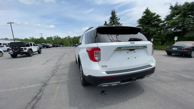 Certified 2023 Ford Explorer XLT w/ Equipment Group 202A AWD/4WD image 8