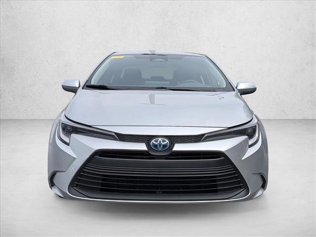 Used 2023 Toyota Corolla LE FWD image 3