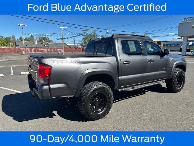 Used 2017 Toyota Tacoma TRD Off-Road w/ Premium & Technology Package AWD/4WD image 8
