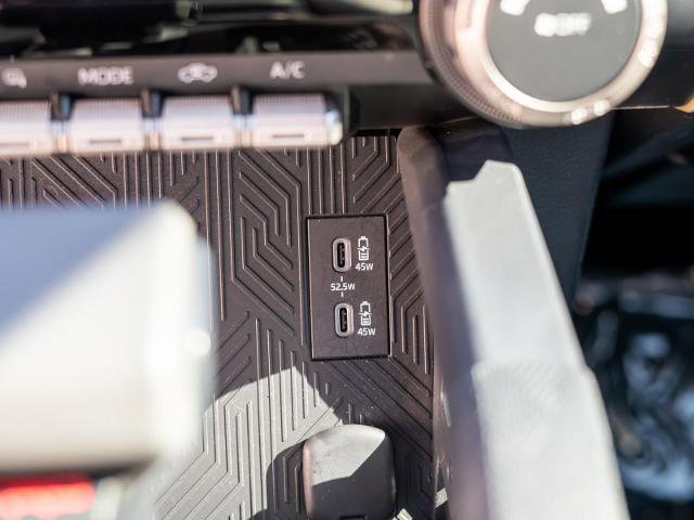 Used 2024 Toyota Tacoma TRD Sport image 31