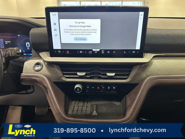 Certified 2025 Ford Explorer Platinum w/ LUX Leather Package AWD/4WD image 18