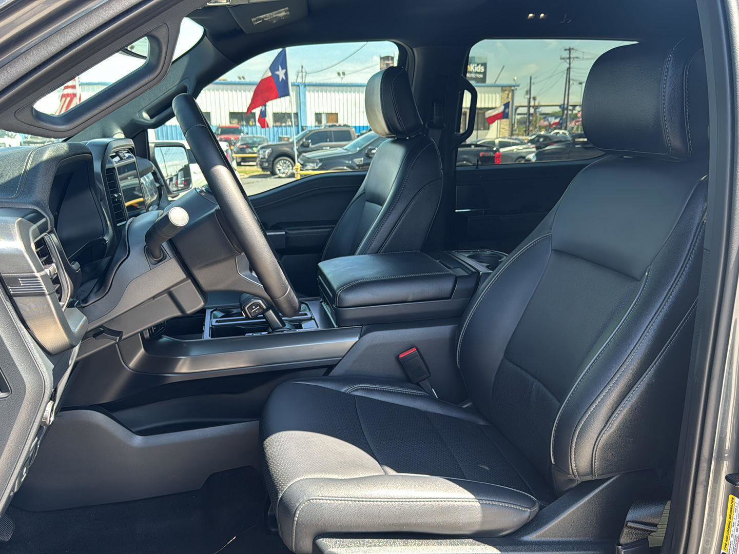 Certified 2025 Ford F150 Lariat w/ Equipment Group 501A Mid image 11