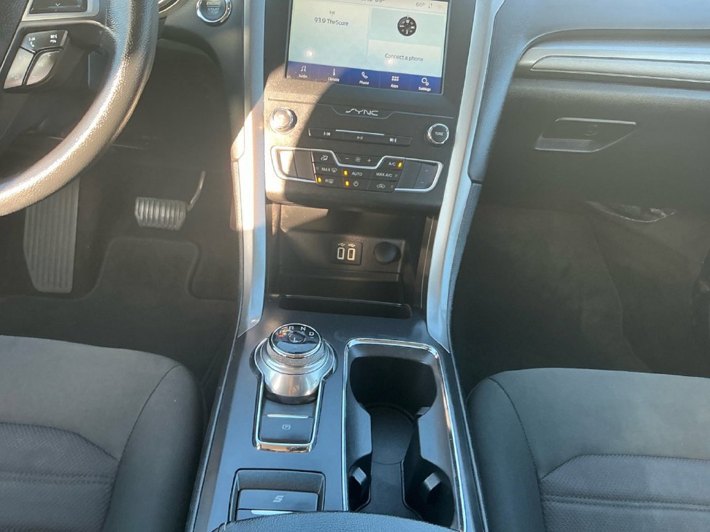 Certified 2020 Ford Fusion SE FWD image 20