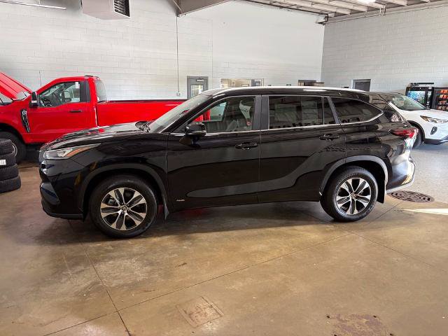 Used 2026 Toyota Highlander XLE AWD/4WD image 7