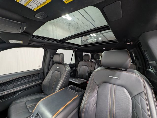 Certified 2022 Ford Expedition Platinum image 8
