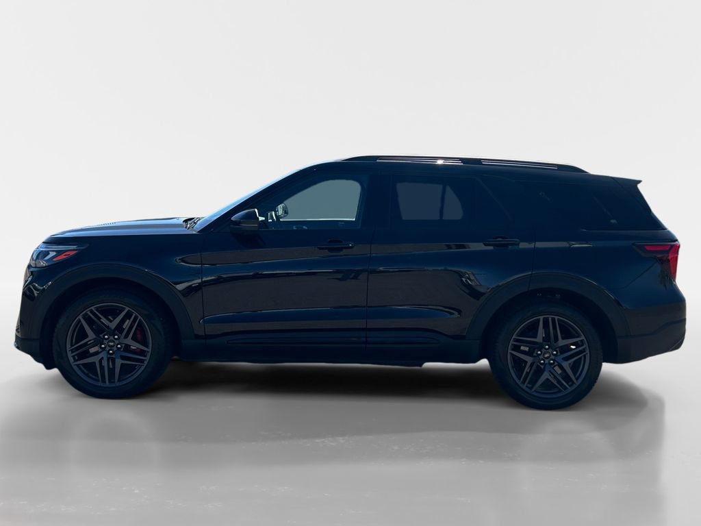 Certified 2025 Ford Explorer ST AWD/4WD image 2