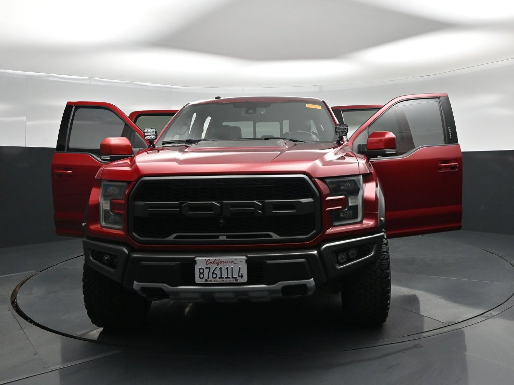 Certified 2017 Ford F150 Raptor w/ Equipment Group 802A Luxury AWD/4WD image 28