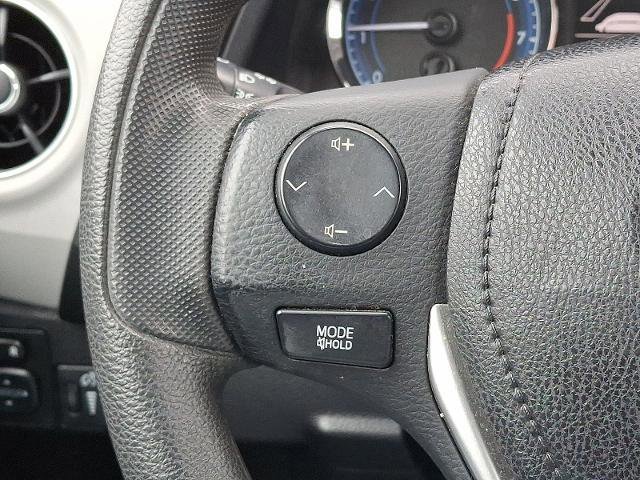 Used 2019 Toyota Corolla LE image 19