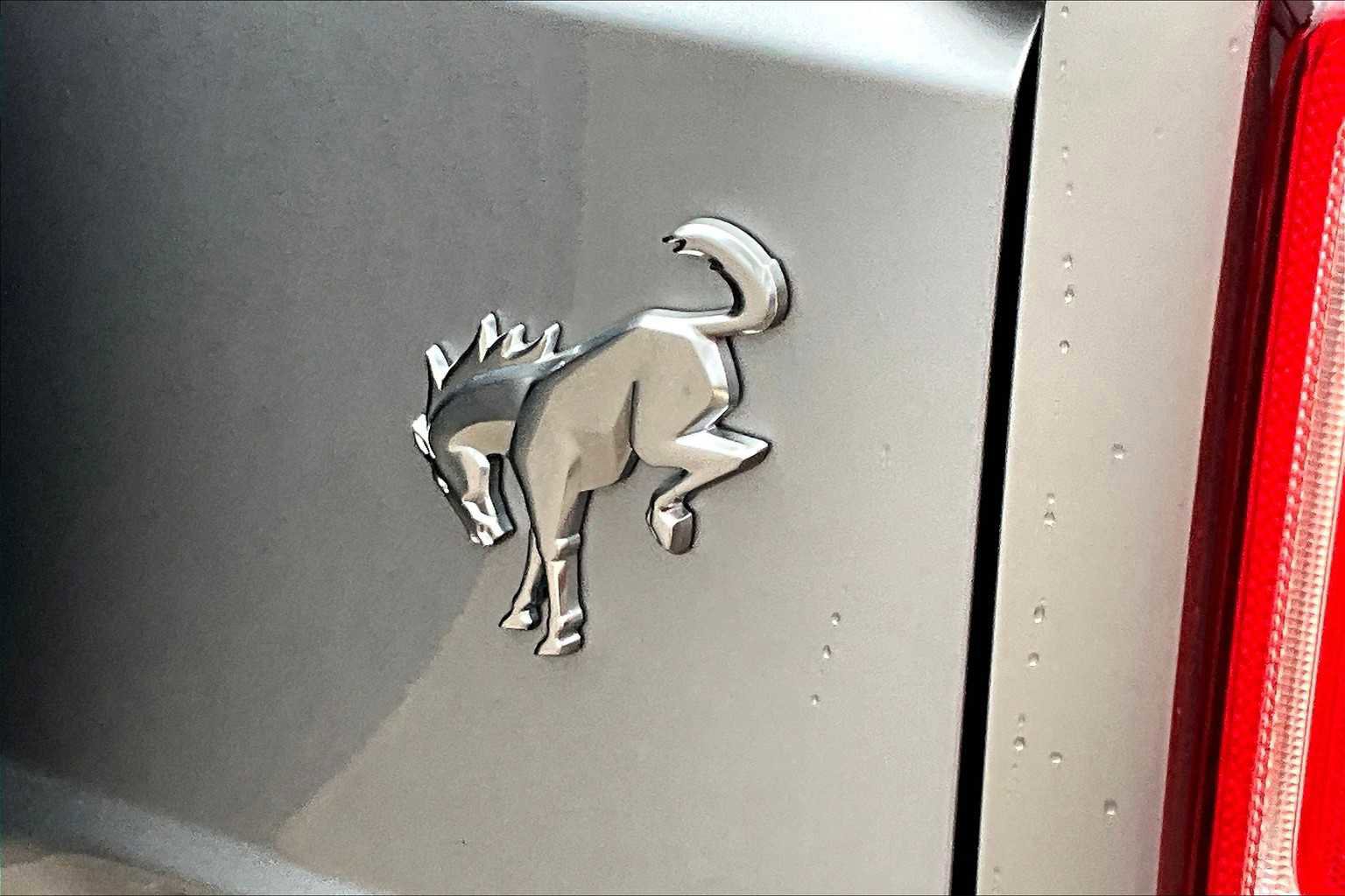 Certified 2024 Ford Bronco Black Diamond image 28