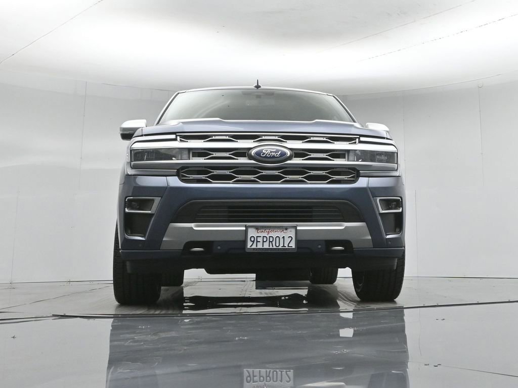 Certified 2023 Ford Expedition Platinum image 30