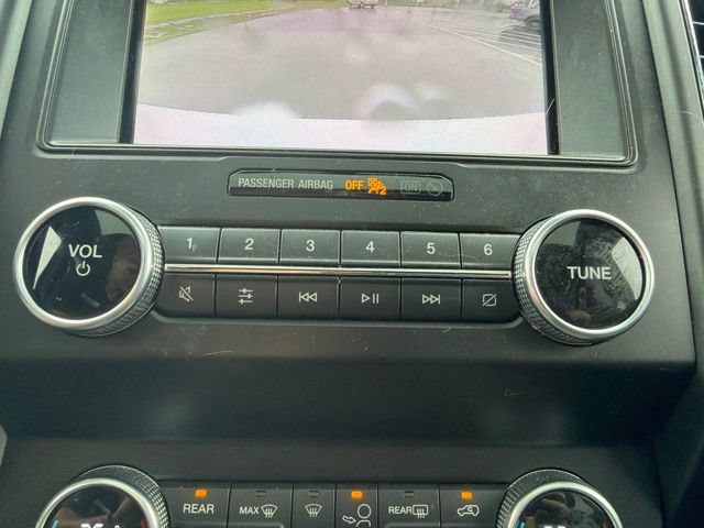 Certified 2019 Ford Expedition Limited w/ Equipment Group 302A AWD/4WD image 43
