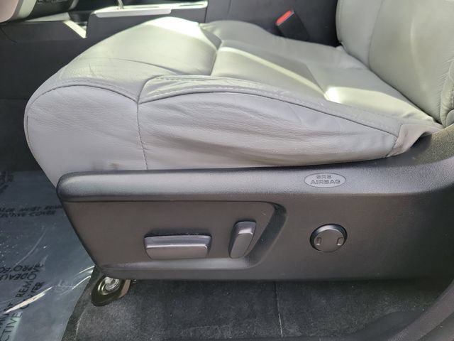 Used 2020 Toyota Tundra SR5 w/ SR5 Leather Package AWD/4WD image 21