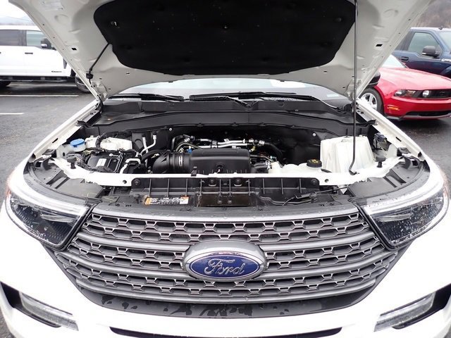 Certified 2023 Ford Explorer XLT w/ Equipment Group 202A image 14
