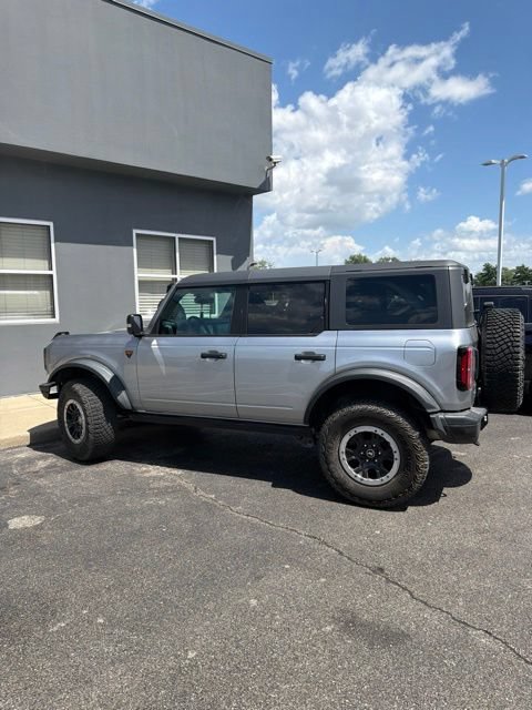 Certified 2022 Ford Bronco Badlands AWD/4WD image 2