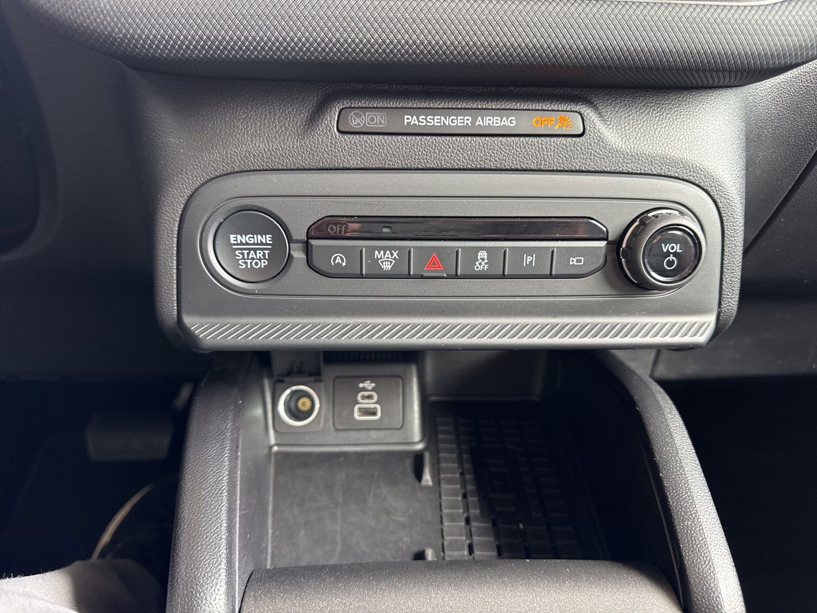 Certified 2025 Ford Bronco Sport Outer Banks w/ Outer Banks Tech Package+ image 33