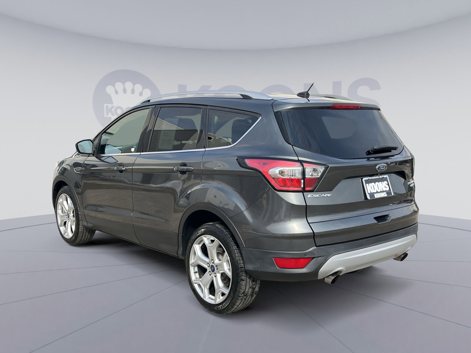 Certified 2017 Ford Escape Titanium image 3