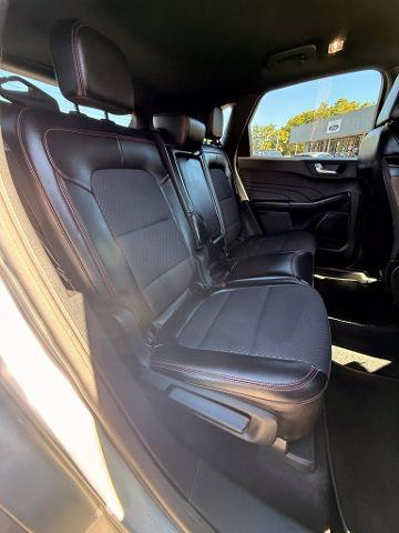 Certified 2023 Ford Escape ST-Line Elite AWD/4WD image 21