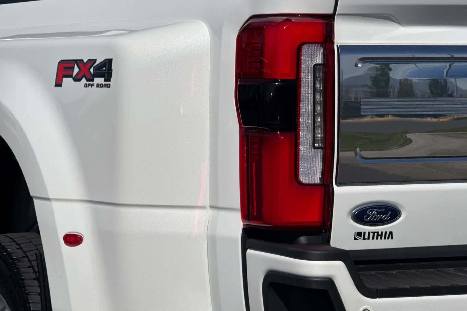 Certified 2023 Ford F450 Limited w/ FX4 Off-Road Package AWD/4WD image 27