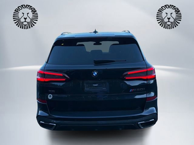 Used 2021 BMW X5 M50i w/ Executive Package image 4