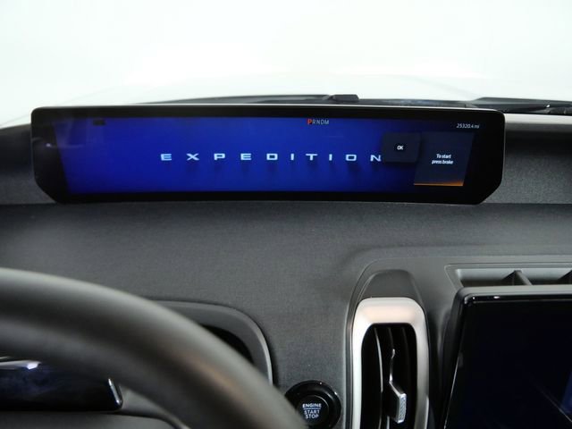 Certified 2025 Ford Expedition Max Active AWD/4WD image 18