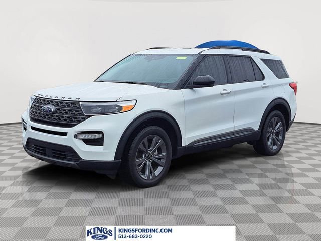 Certified 2022 Ford Explorer XLT w/ Equipment Group 202A AWD/4WD image 1