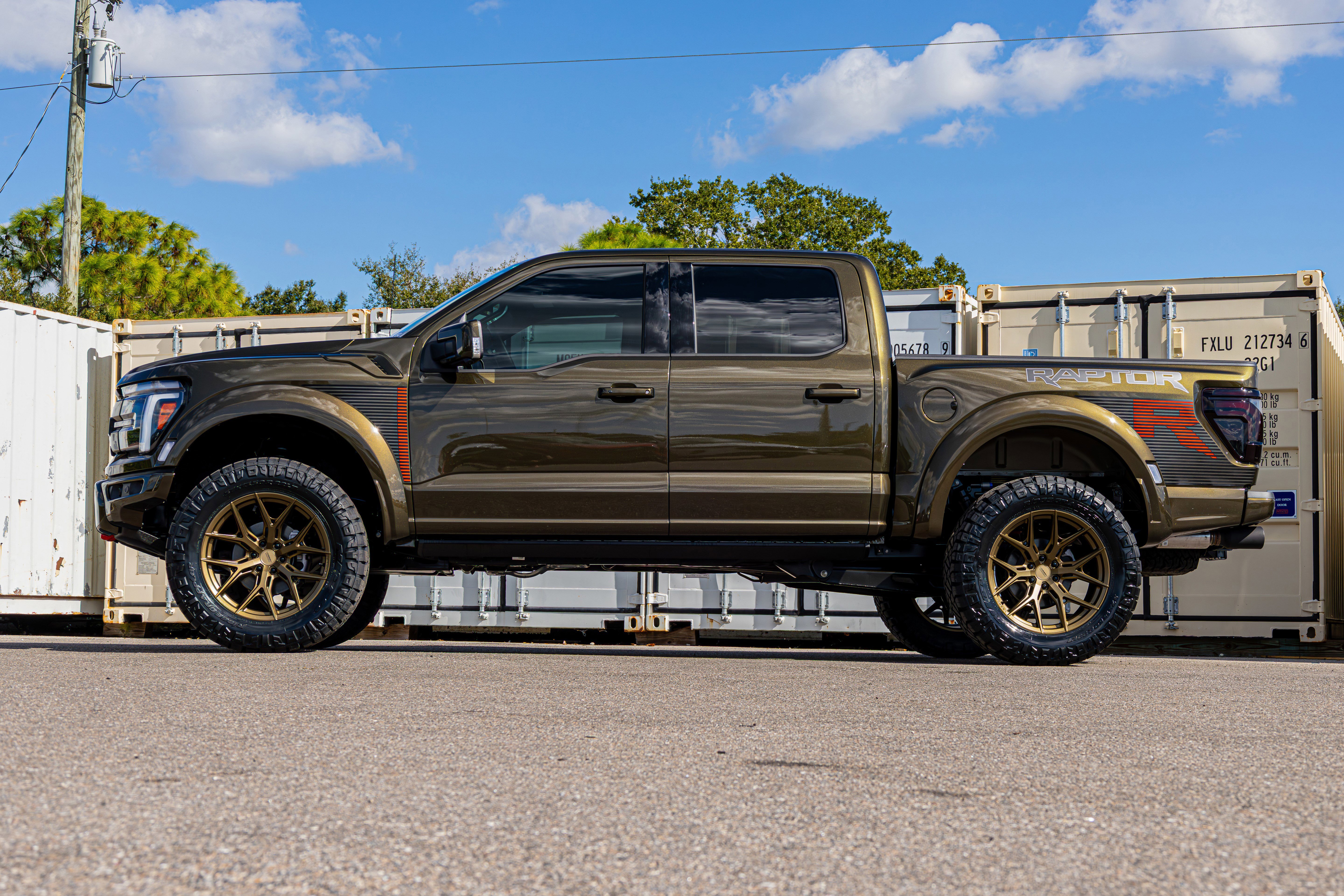 Certified 2025 Ford F150 Raptor w/ Equipment Group 803A Raptor R image 6