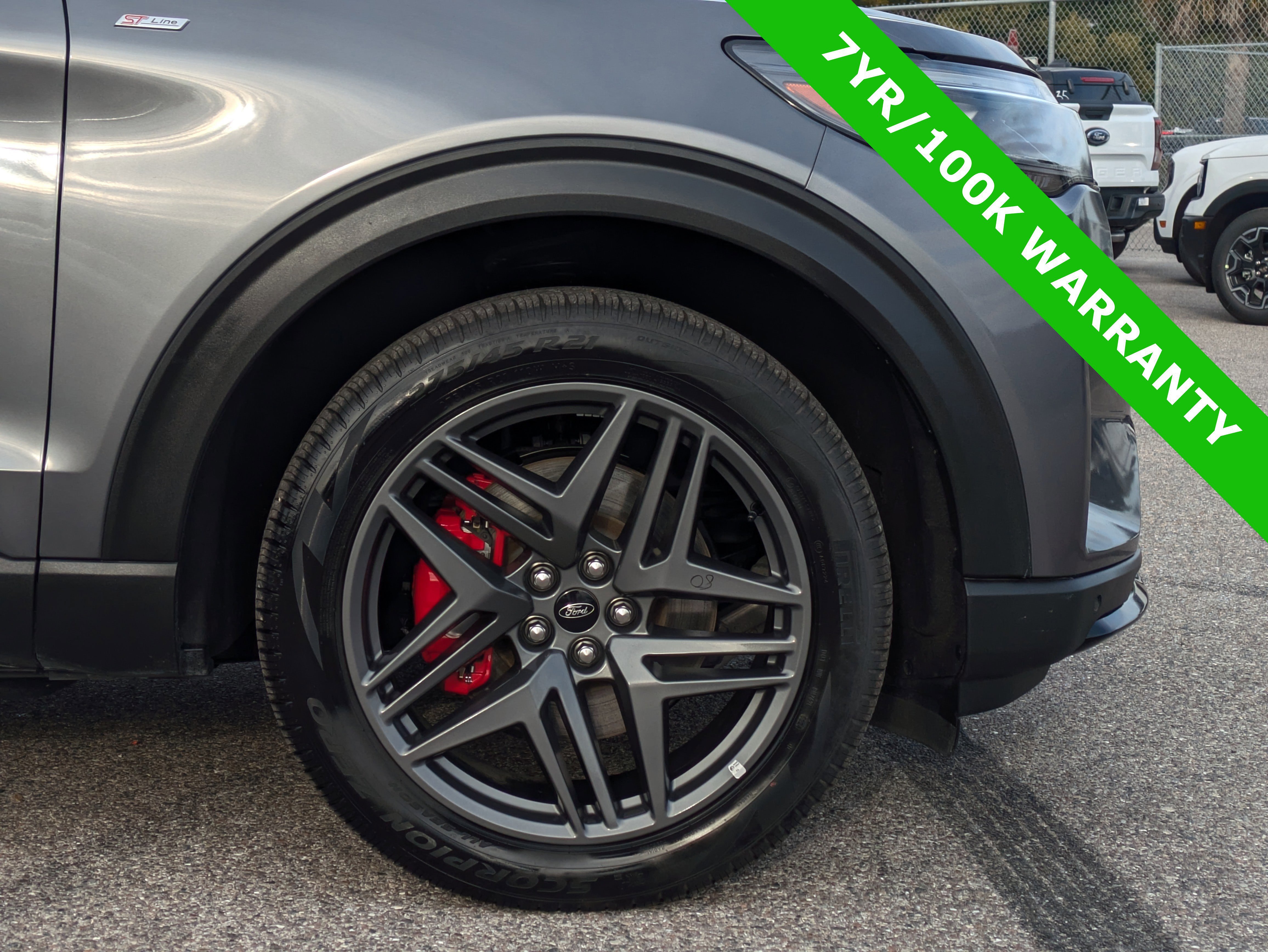 Certified 2025 Ford Explorer ST-Line w/ ST-Line Street Pack image 12