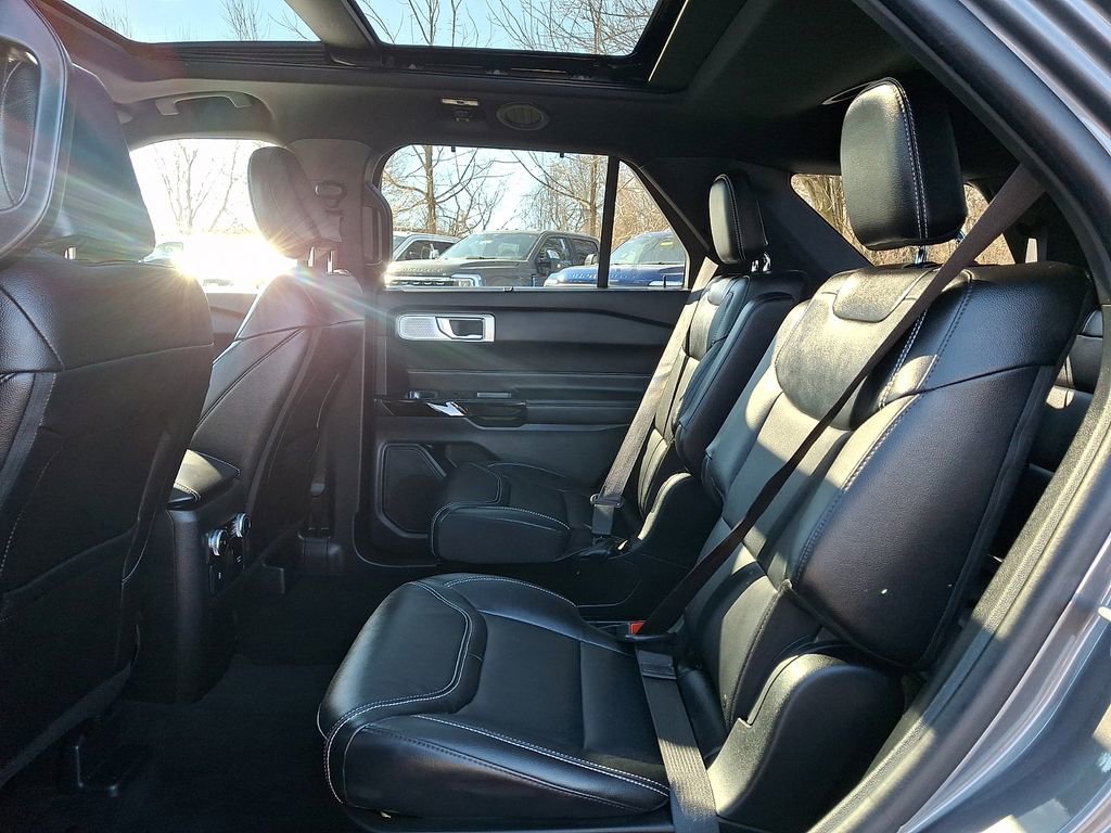 Certified 2024 Ford Explorer ST w/ Equipment Group 401A image 10