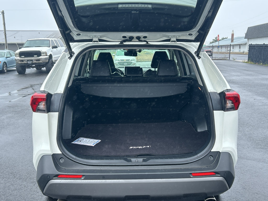 Used 2019 Toyota RAV4 Limited w/ Cold Weather Package AWD/4WD image 35