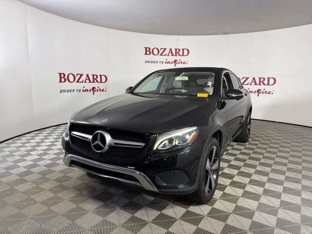 Used 2018 Mercedes-Benz GLC 300 4MATIC Coupe image 4