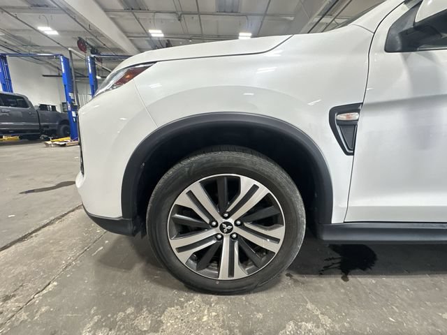 Used 2020 Mitsubishi Outlander Sport ES FWD image 23