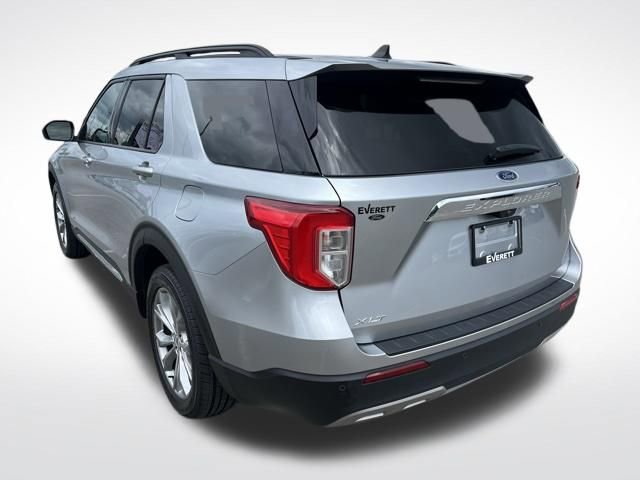 Certified 2023 Ford Explorer XLT w/ Equipment Group 202A RWD image 7
