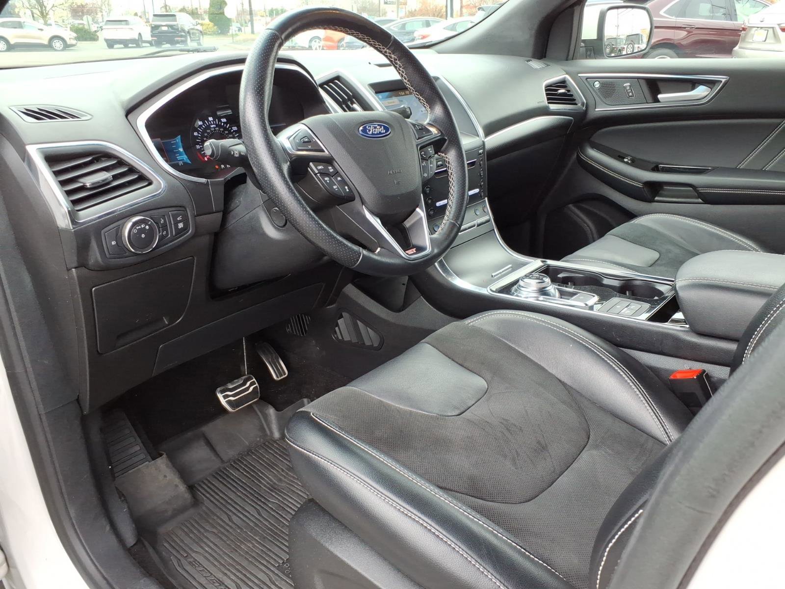 Certified 2019 Ford Edge ST w/ Equipment Group 401A image 12