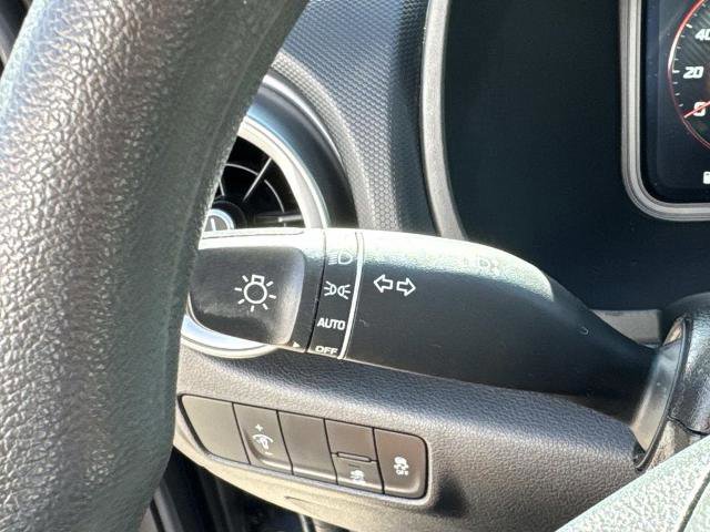 Used 2023 Hyundai Kona SE image 25